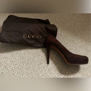 Gucci Nero Kid Scamosciato Pumps